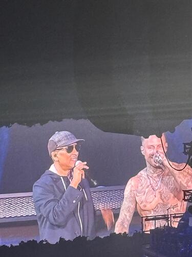 PHOTO-2025-12-06-09-04-14